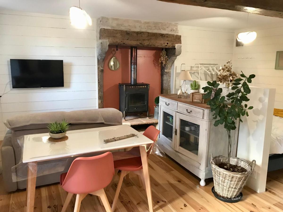 Holiday home Maison A La Campagne Les Oliviers La Bruffiere