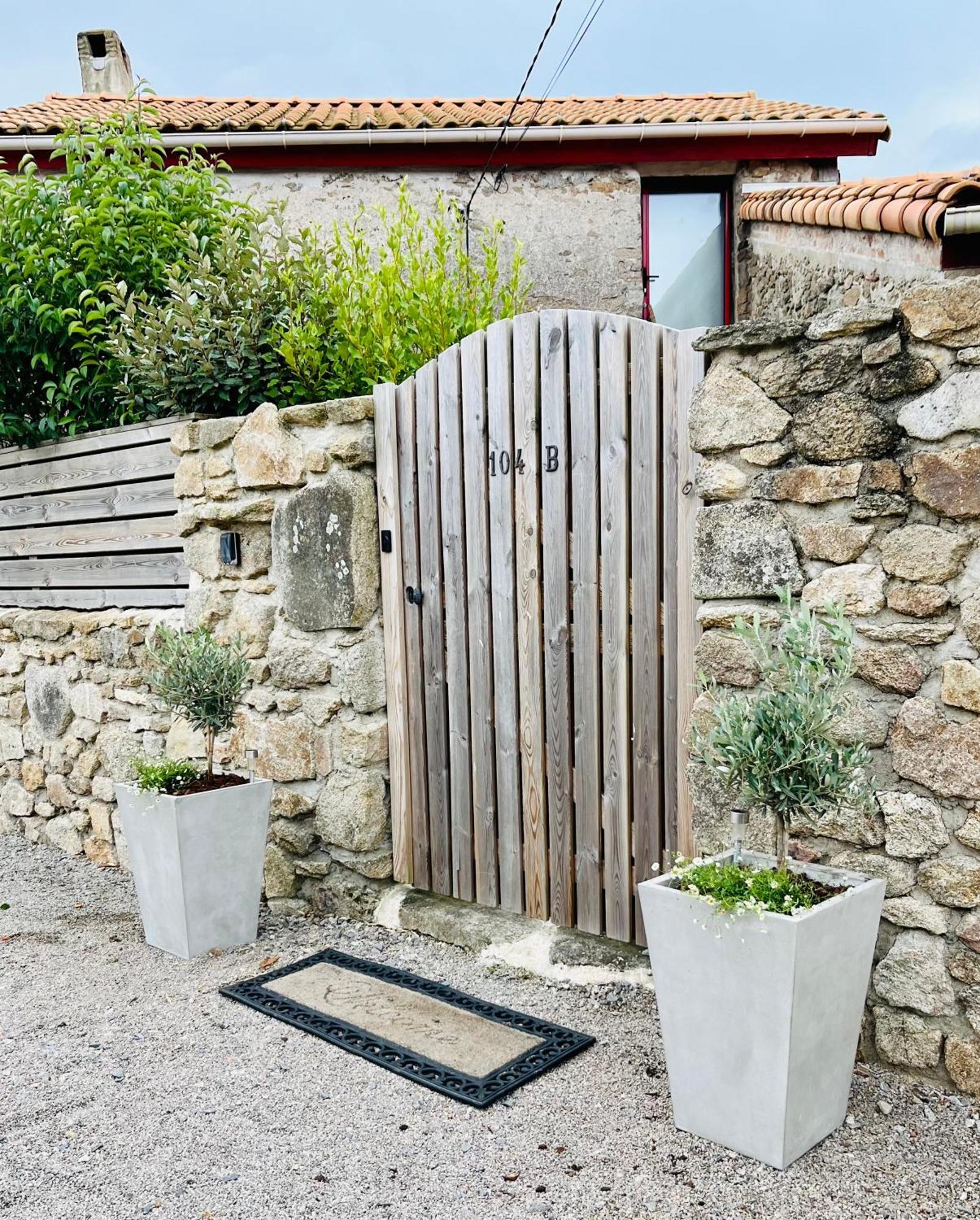 Maison A La Campagne Les Oliviers * La Bruffiere
